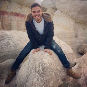 Meet your Posher, Christopher